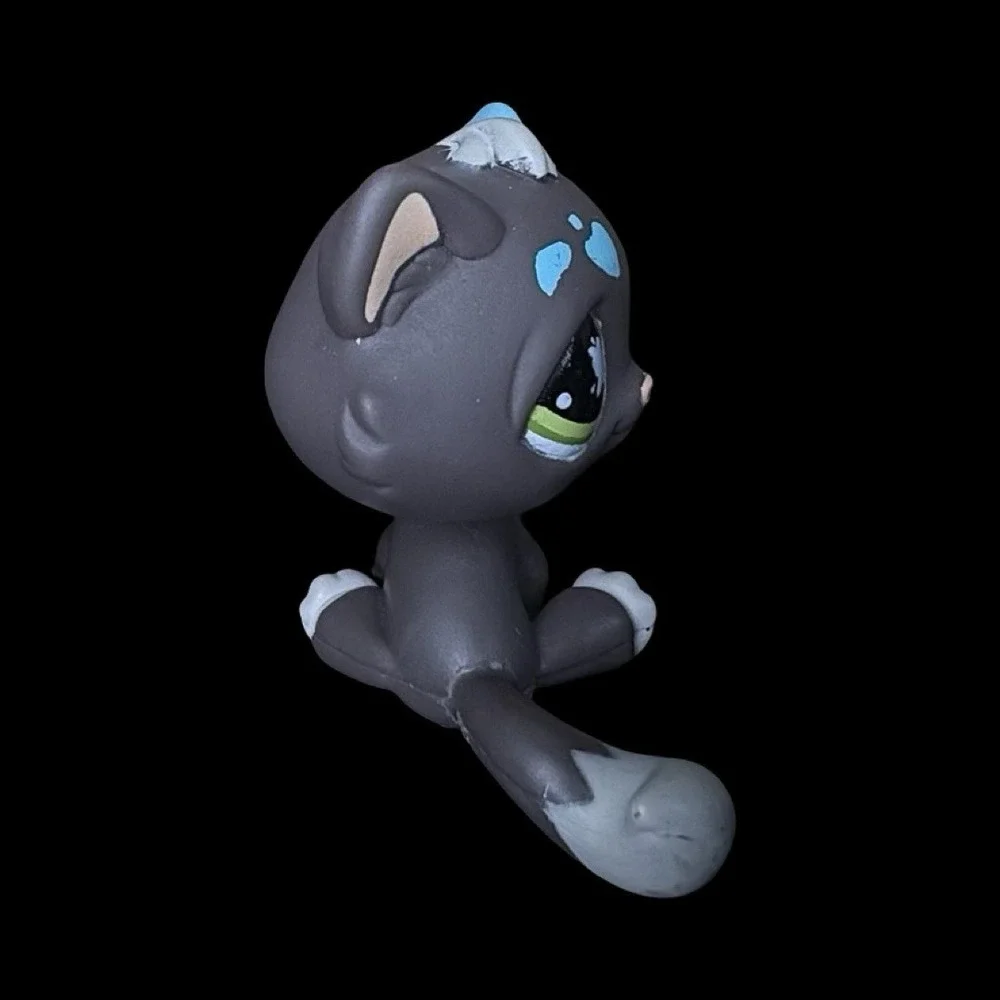 Littlest Pet Shop #815 Cat Gray Black Blue Paint Splatter Sitting Green Eyes